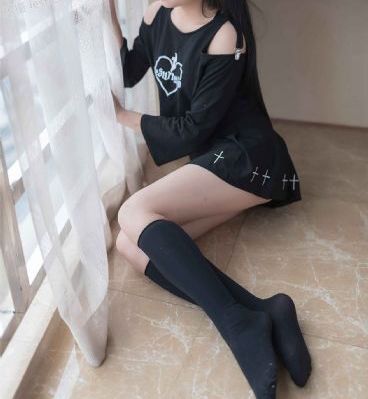 两个男人一起吃奶头是什么感觉_4K手机免费观看完整